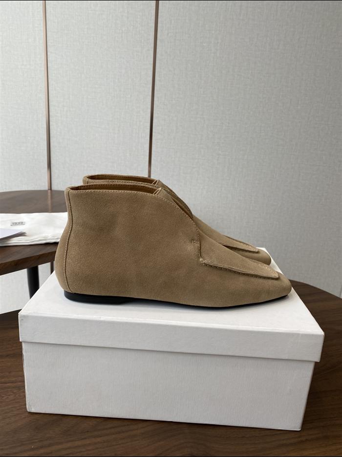 20251128174315388 370